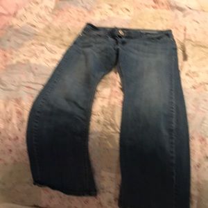 Levi jeans
